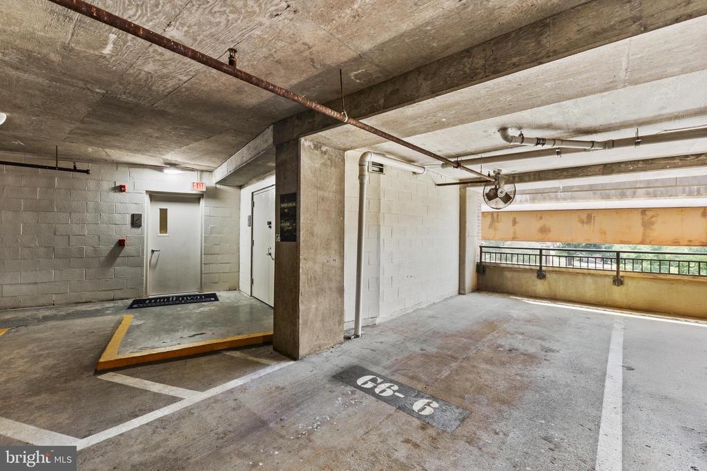 2451 MIDTOWN AVENUE 616