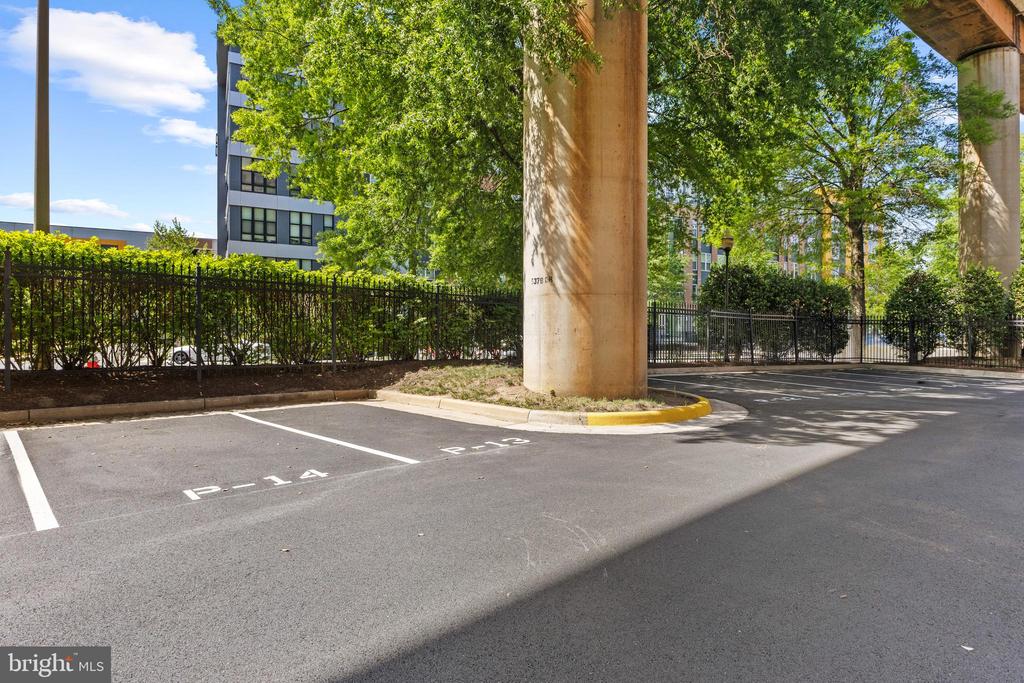2451 MIDTOWN AVENUE 616