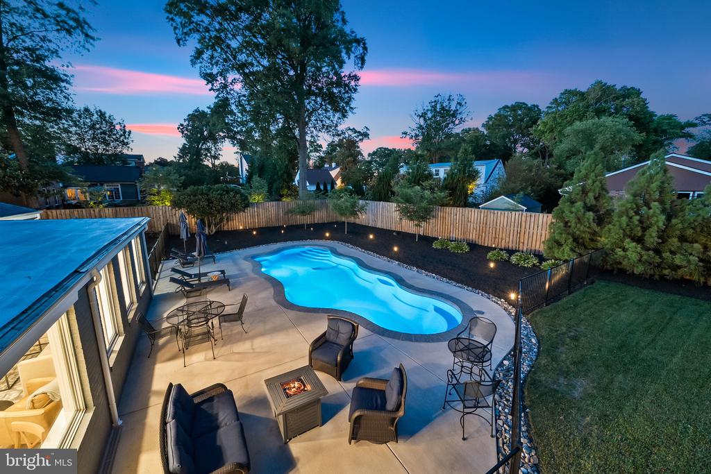 7117 MARLAN DRIVE
