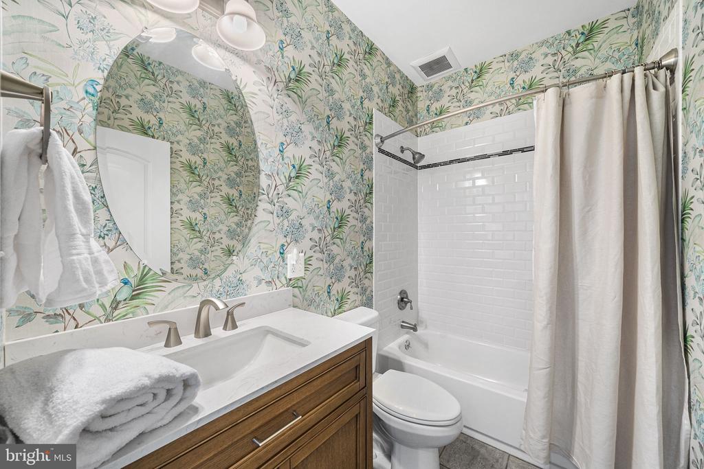 1232 SHENANDOAH ROAD