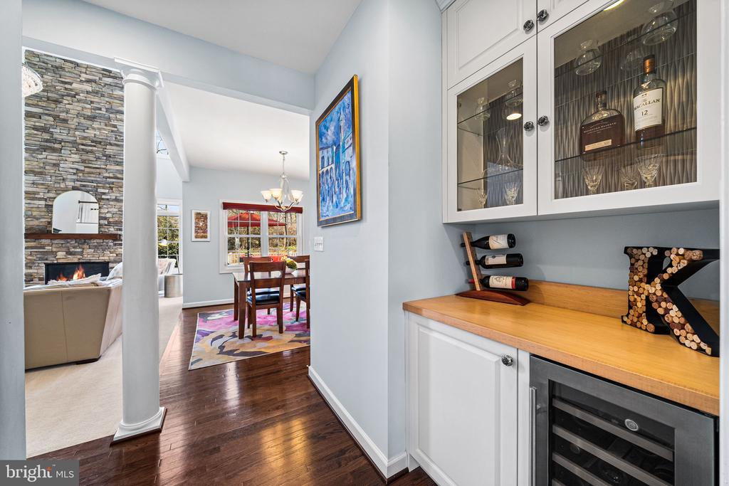 1232 SHENANDOAH ROAD