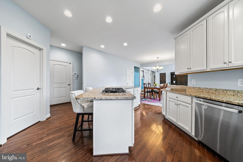 1232 SHENANDOAH ROAD