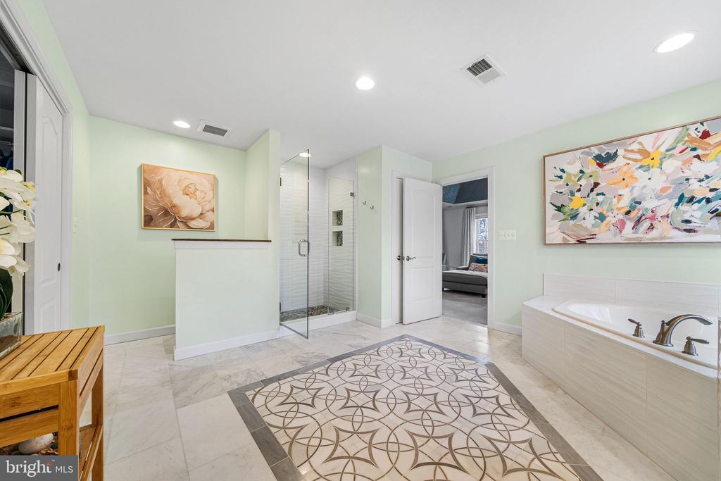 1232 SHENANDOAH ROAD