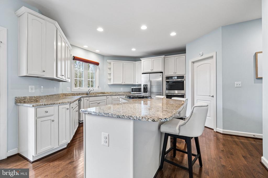 1232 SHENANDOAH ROAD