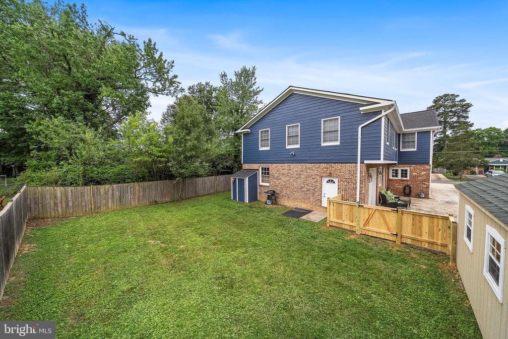 8003 JACKSON ROAD