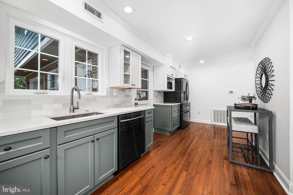 8003 JACKSON ROAD