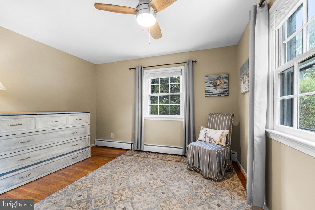 7851 MIDDAY LANE