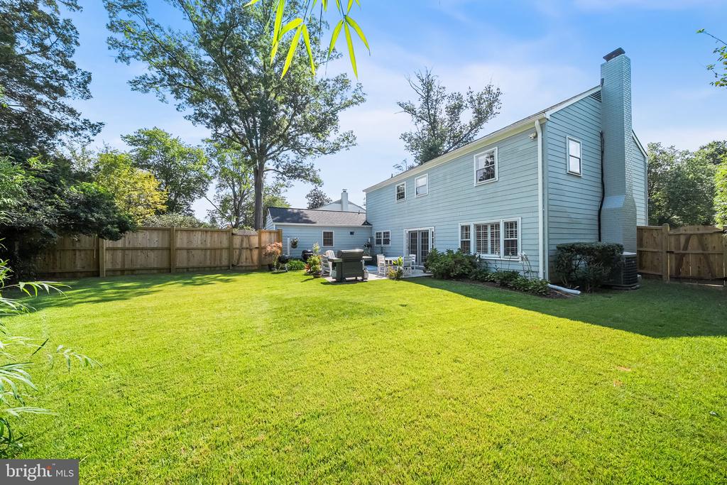 7851 MIDDAY LANE