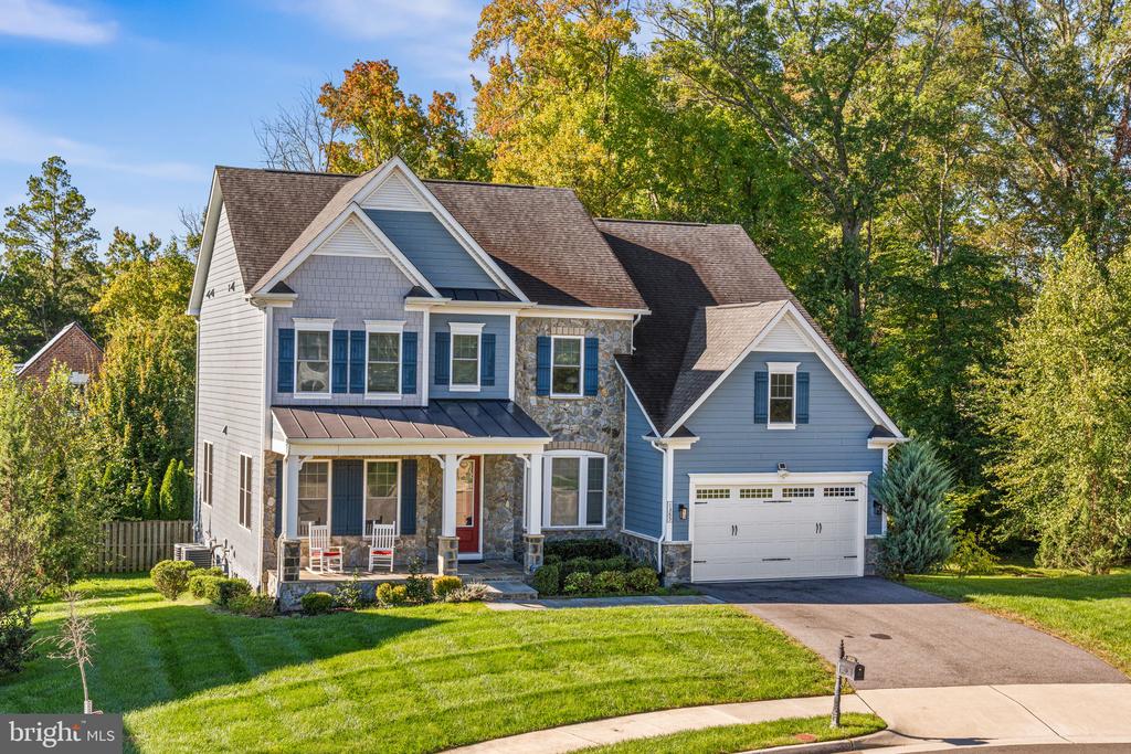 1385 BISHOP CREST COURT