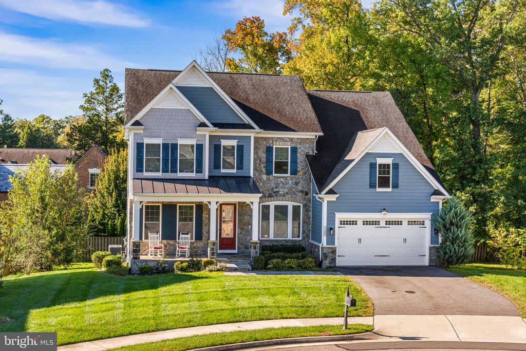 1385 BISHOP CREST COURT
