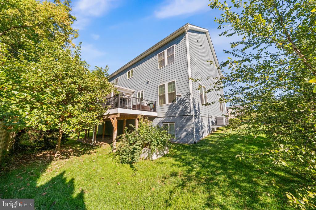 1385 BISHOP CREST COURT