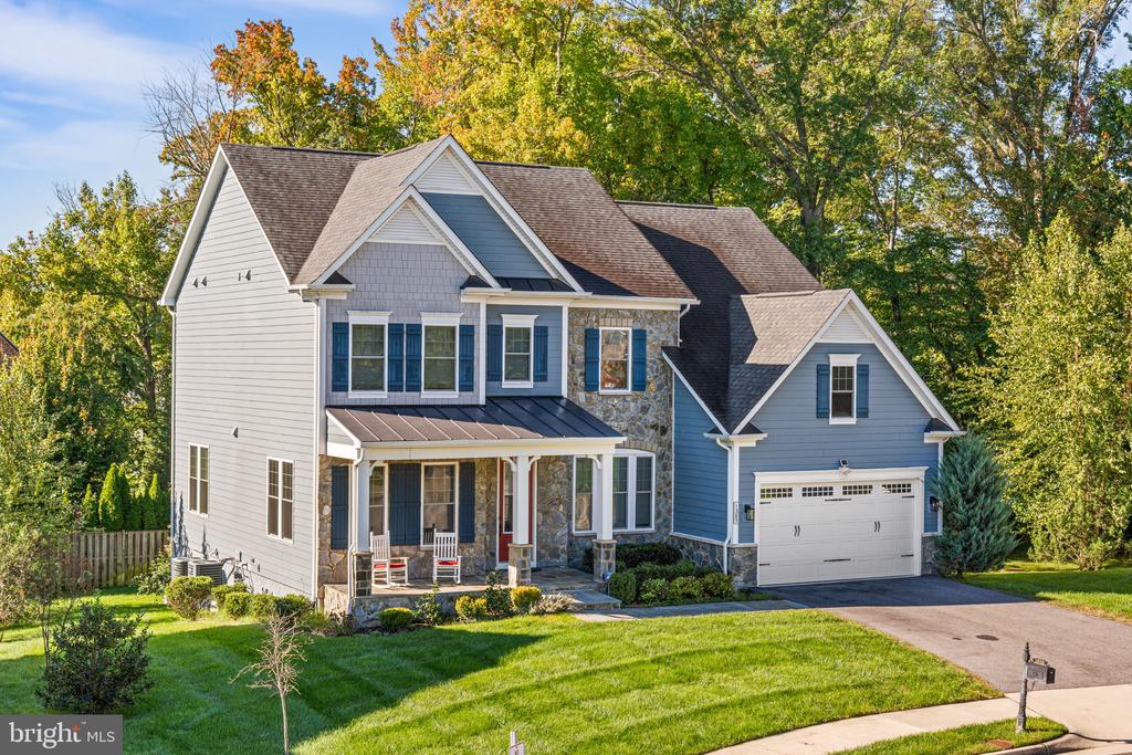 1385 BISHOP CREST COURT