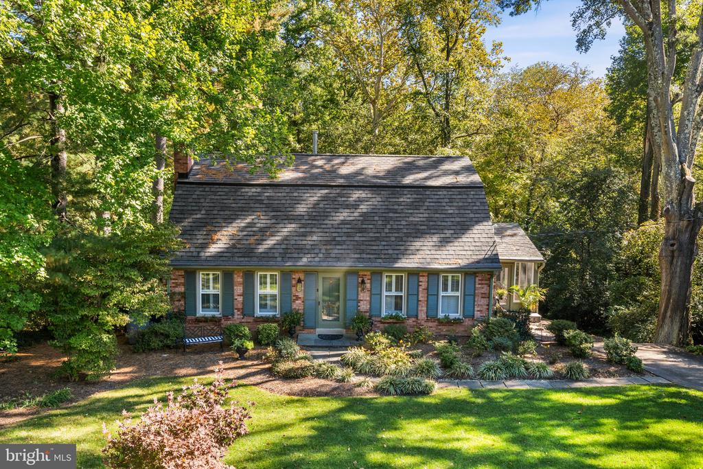 1625 Courtland Road Alexandria VA