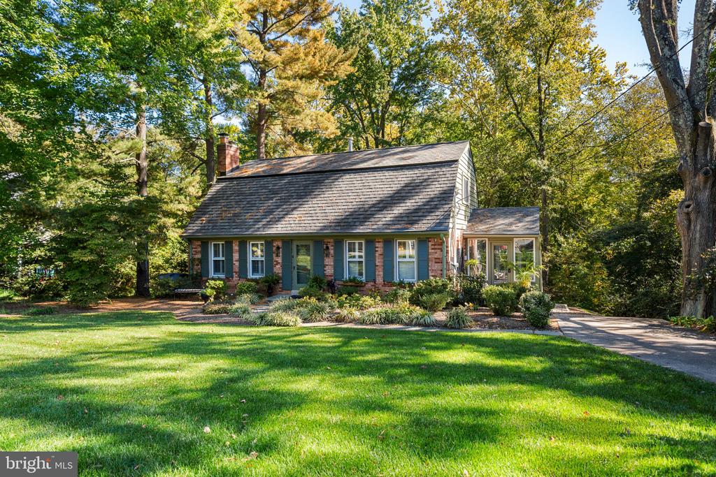1625 COURTLAND ROAD