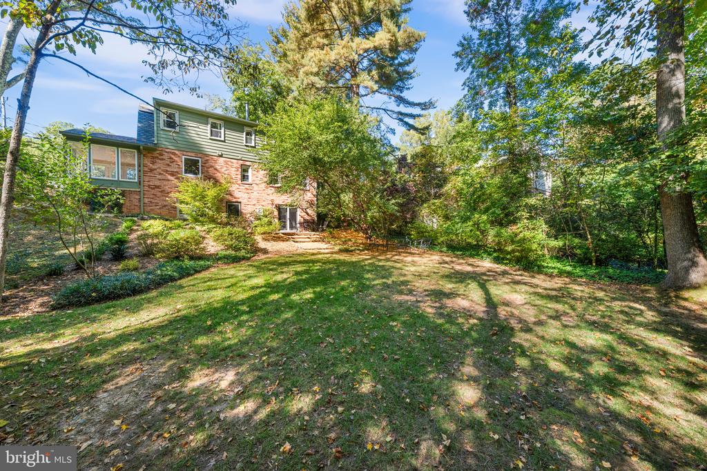 1625 COURTLAND ROAD