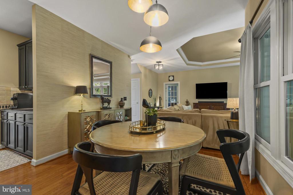 9923 BAGPIPE COURT