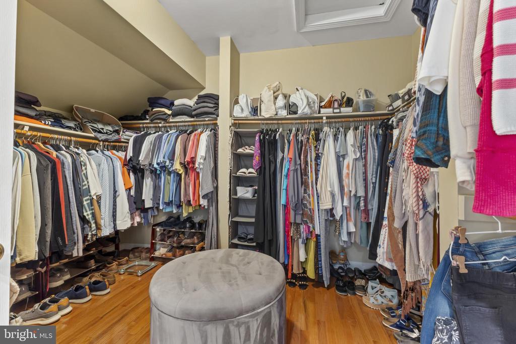 9923 BAGPIPE COURT