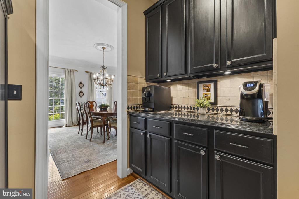 9923 BAGPIPE COURT
