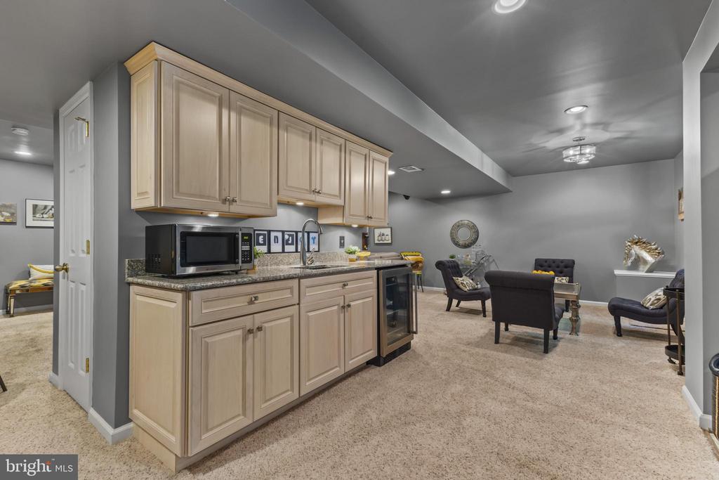 9923 BAGPIPE COURT