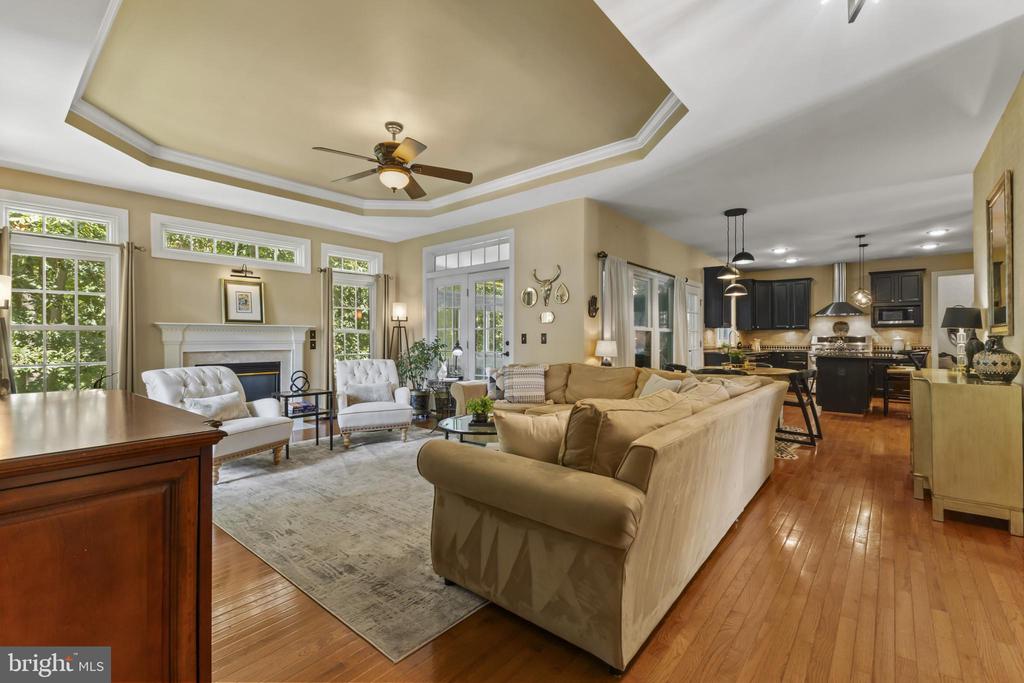 9923 BAGPIPE COURT