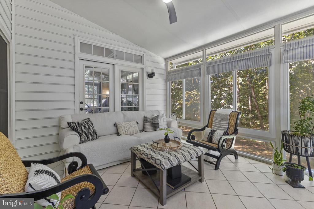 9923 BAGPIPE COURT