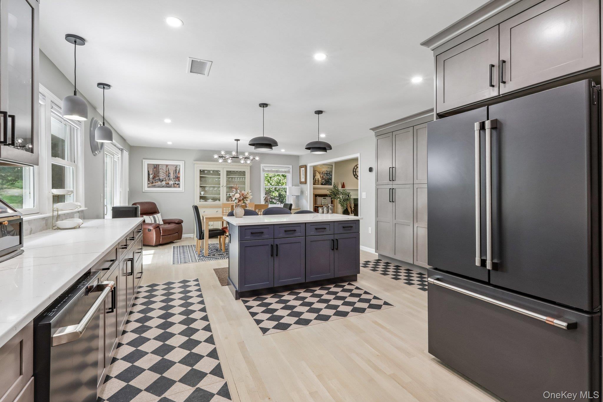 62 Mohegan Road