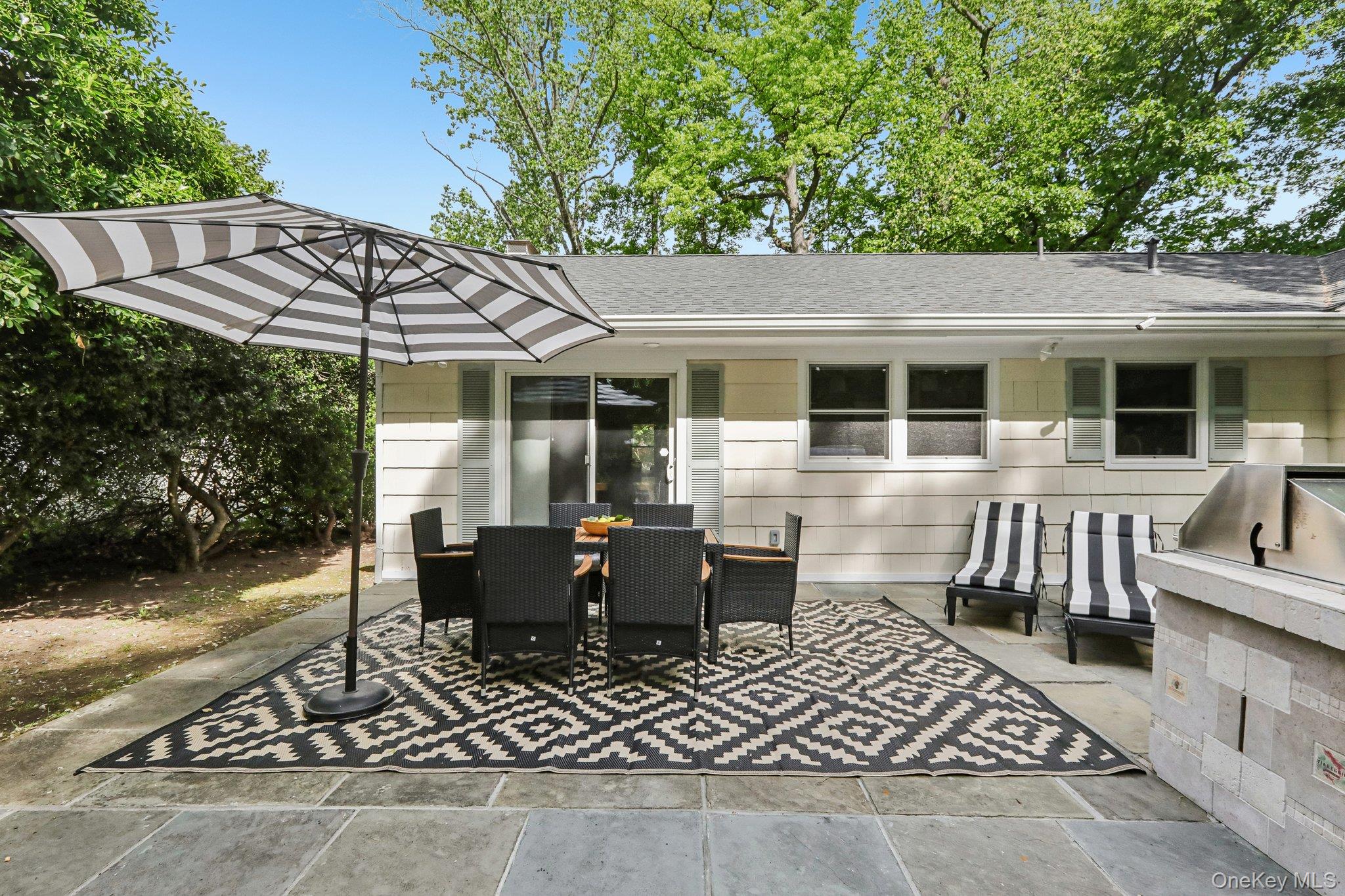 62 Mohegan Road