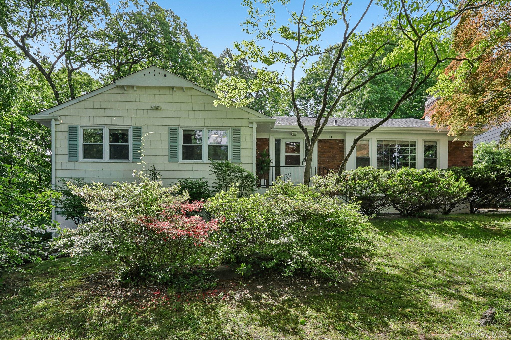 62 Mohegan Road Larchmont Ny Us 10538 Key1004576