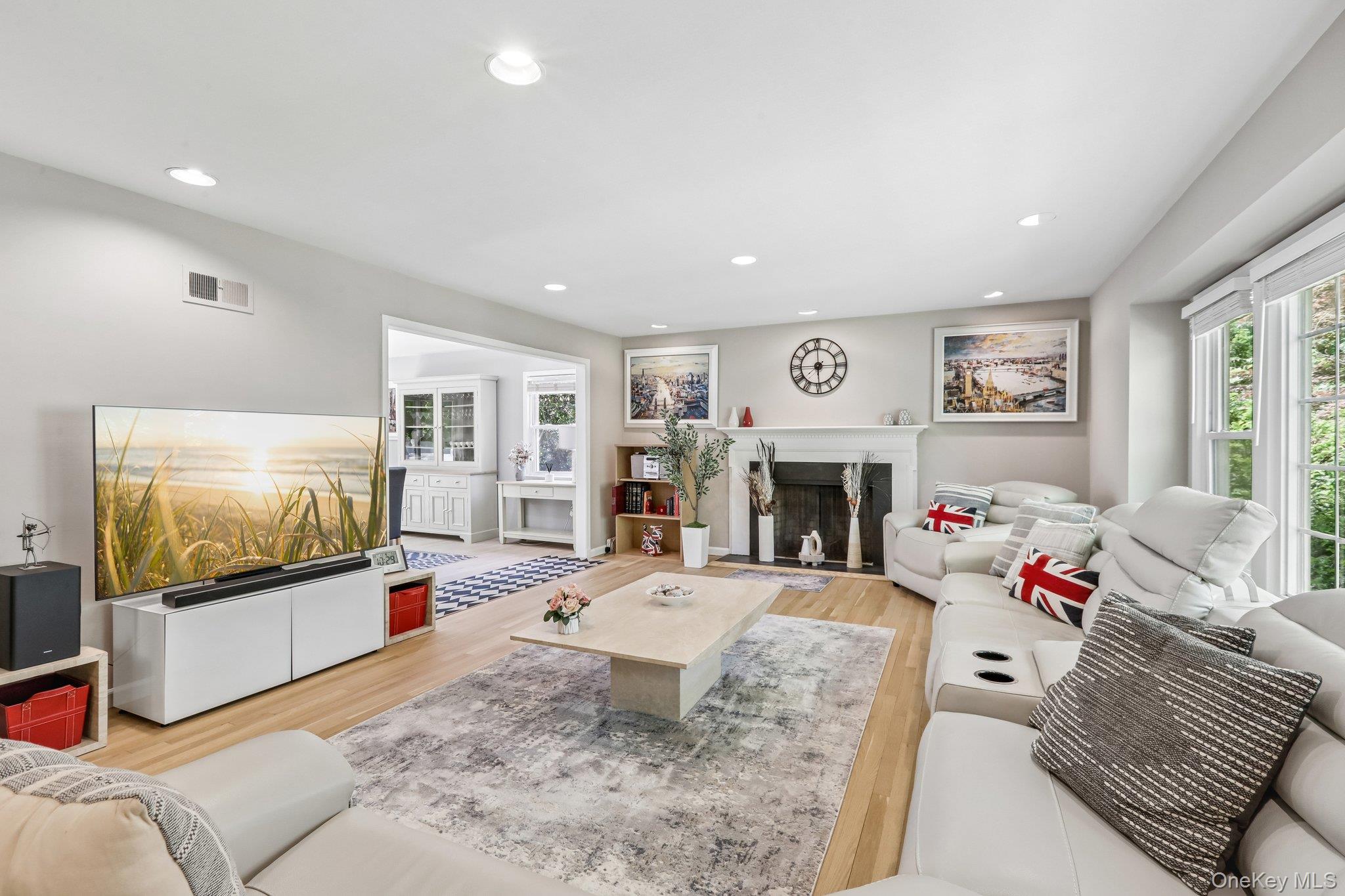 62 Mohegan Road