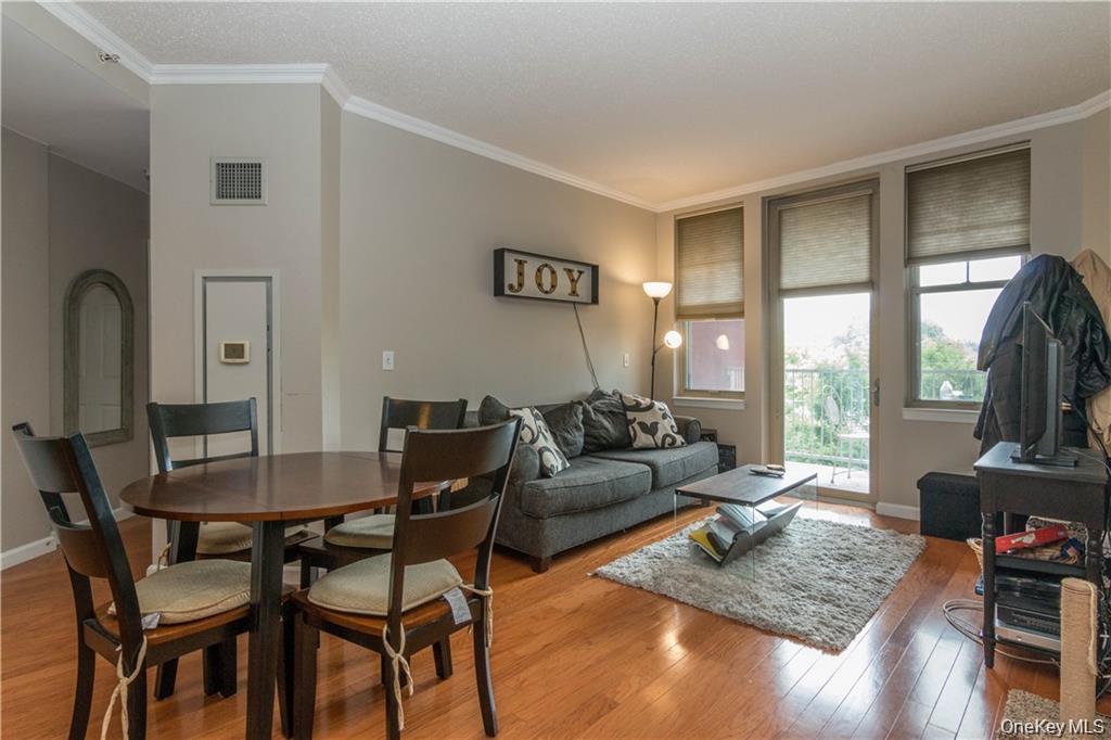 300 Mamaroneck Avenue Unit: 334