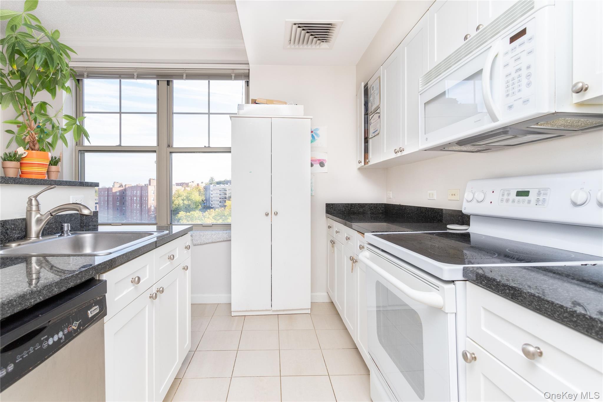 300 Mamaroneck Avenue Unit: 632