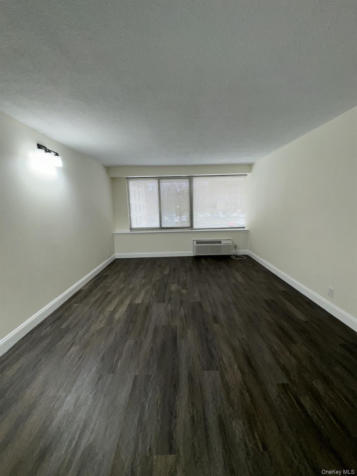 15 Stewart Place Unit: 3D