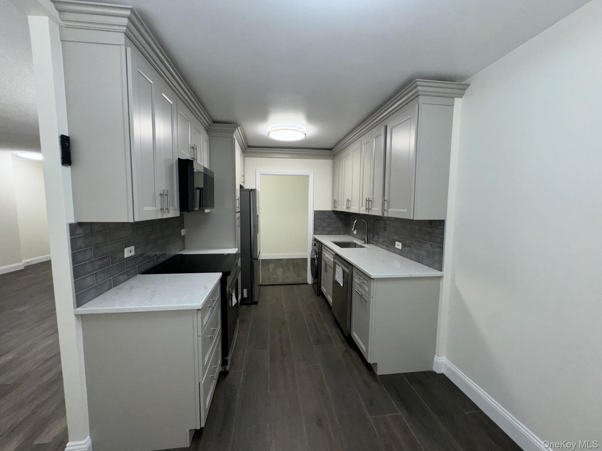 15 Stewart Place Unit: 3D