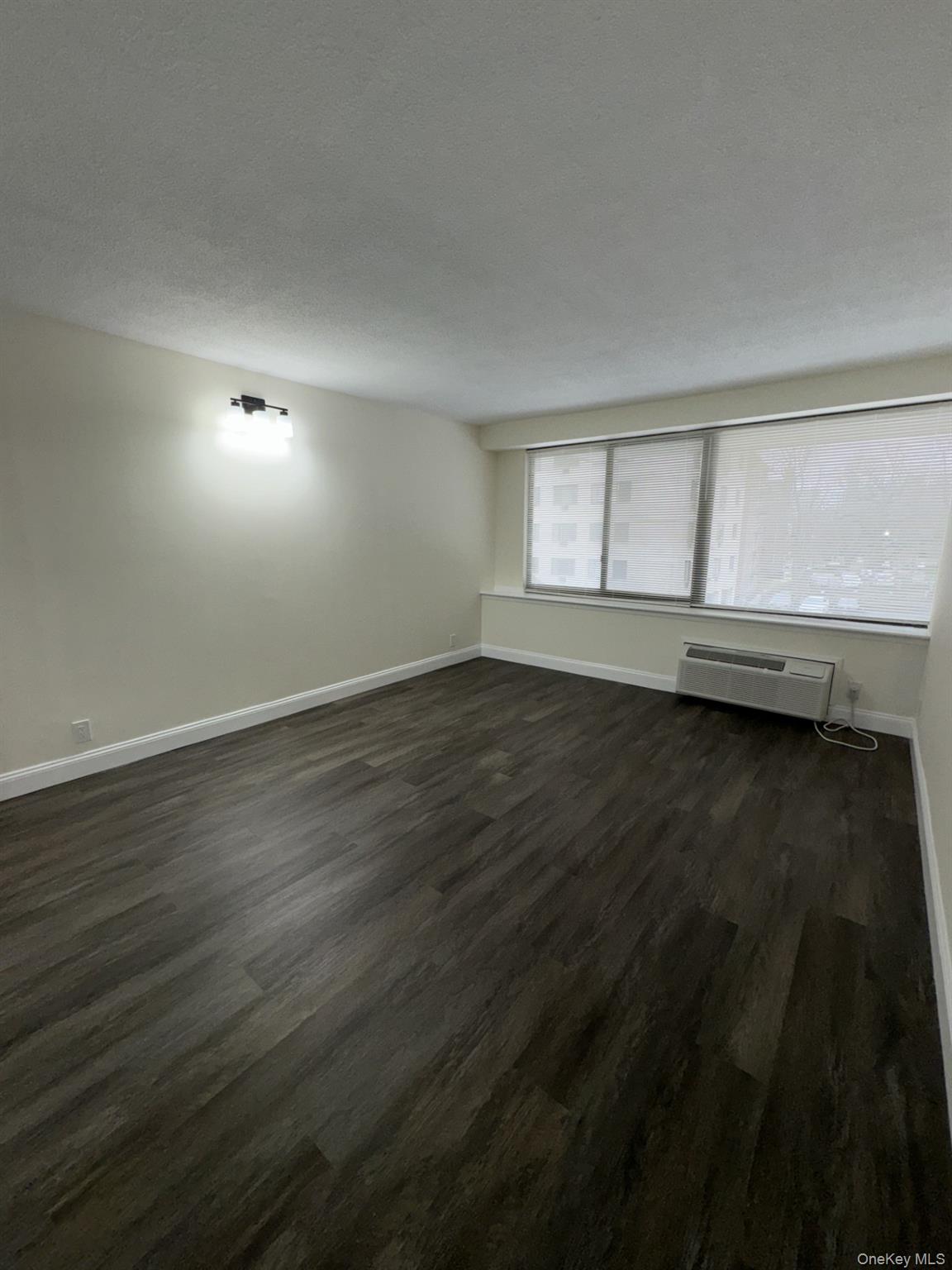 15 Stewart Place Unit: 3D
