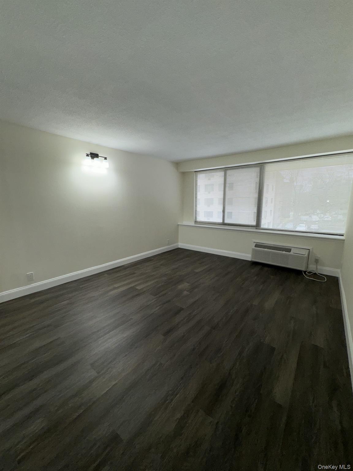 15 Stewart Place Unit: 3D
