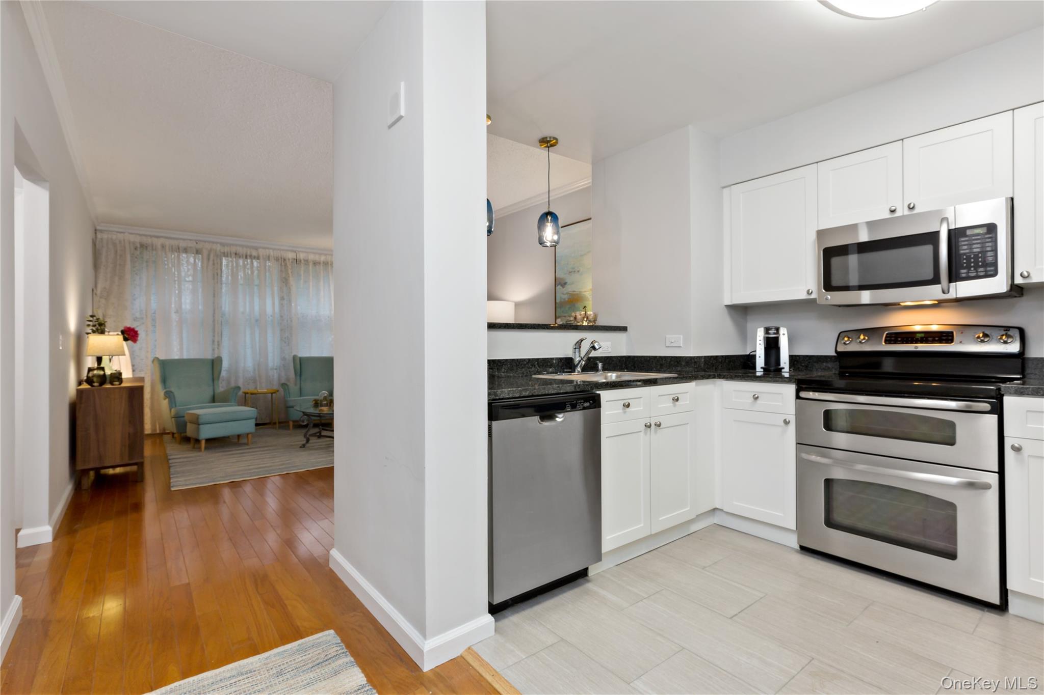 300 Mamaroneck Unit: 315