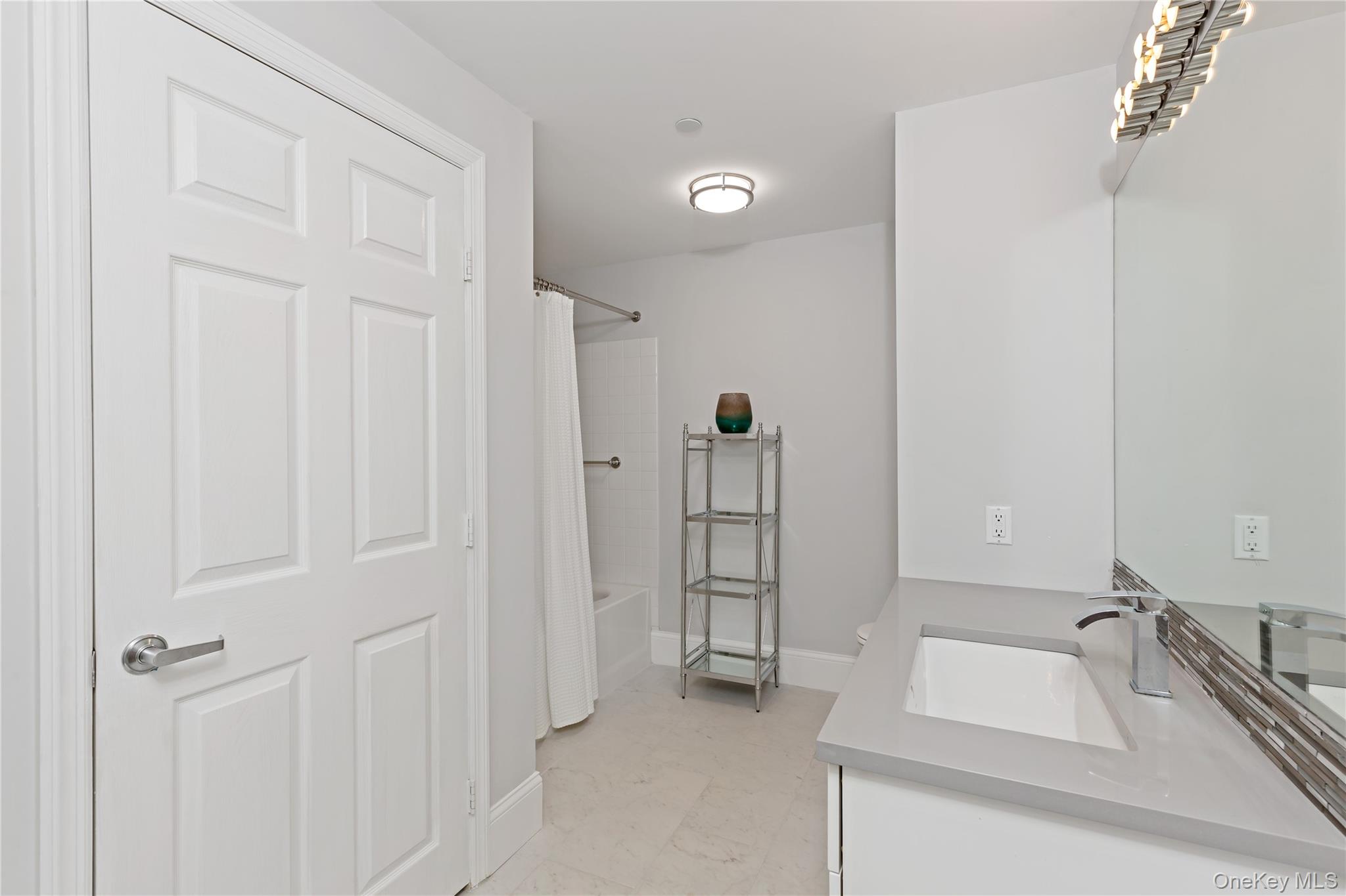 300 Mamaroneck Avenue Avenue Unit: 315