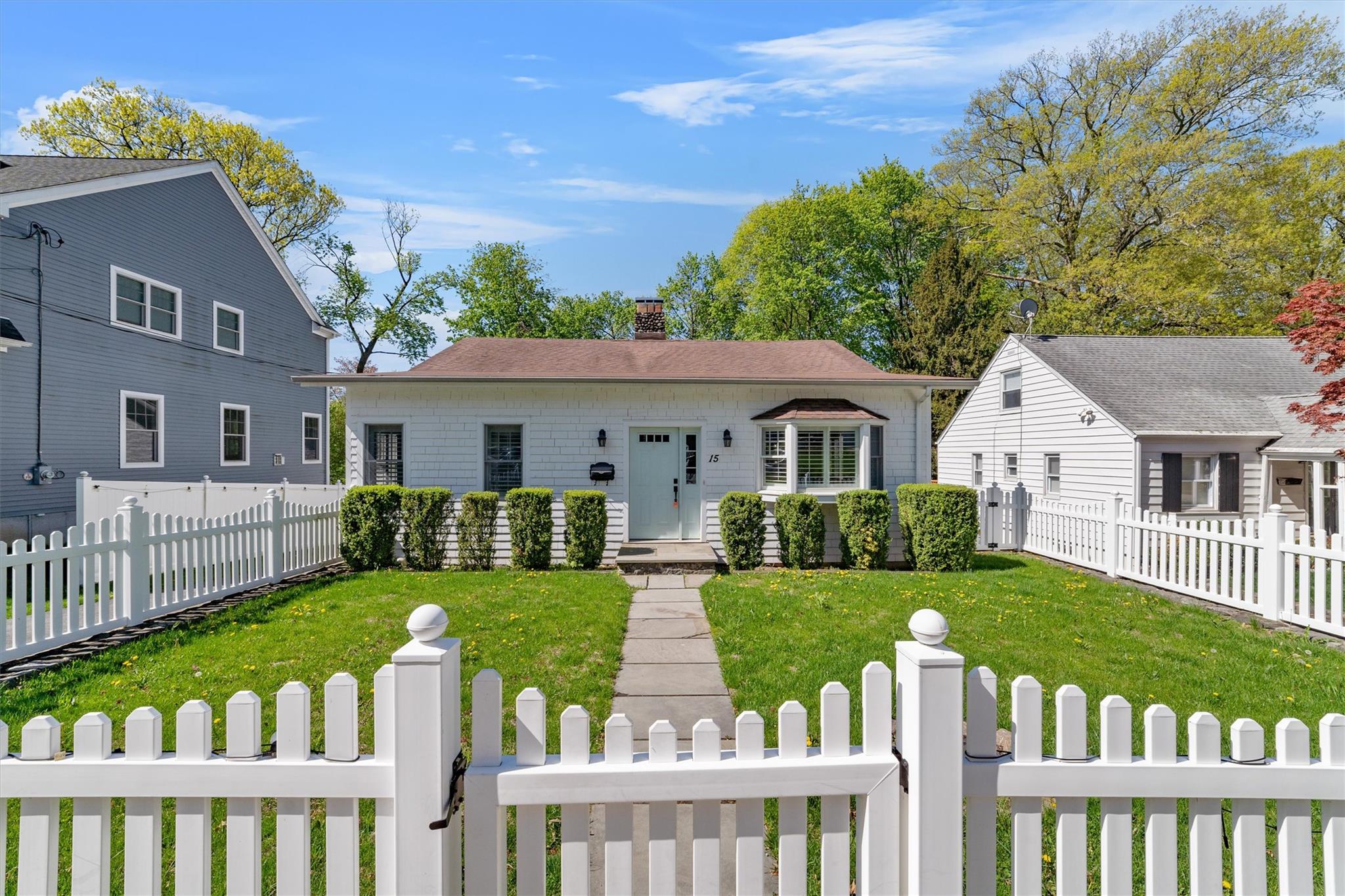 15 Elmore Avenue