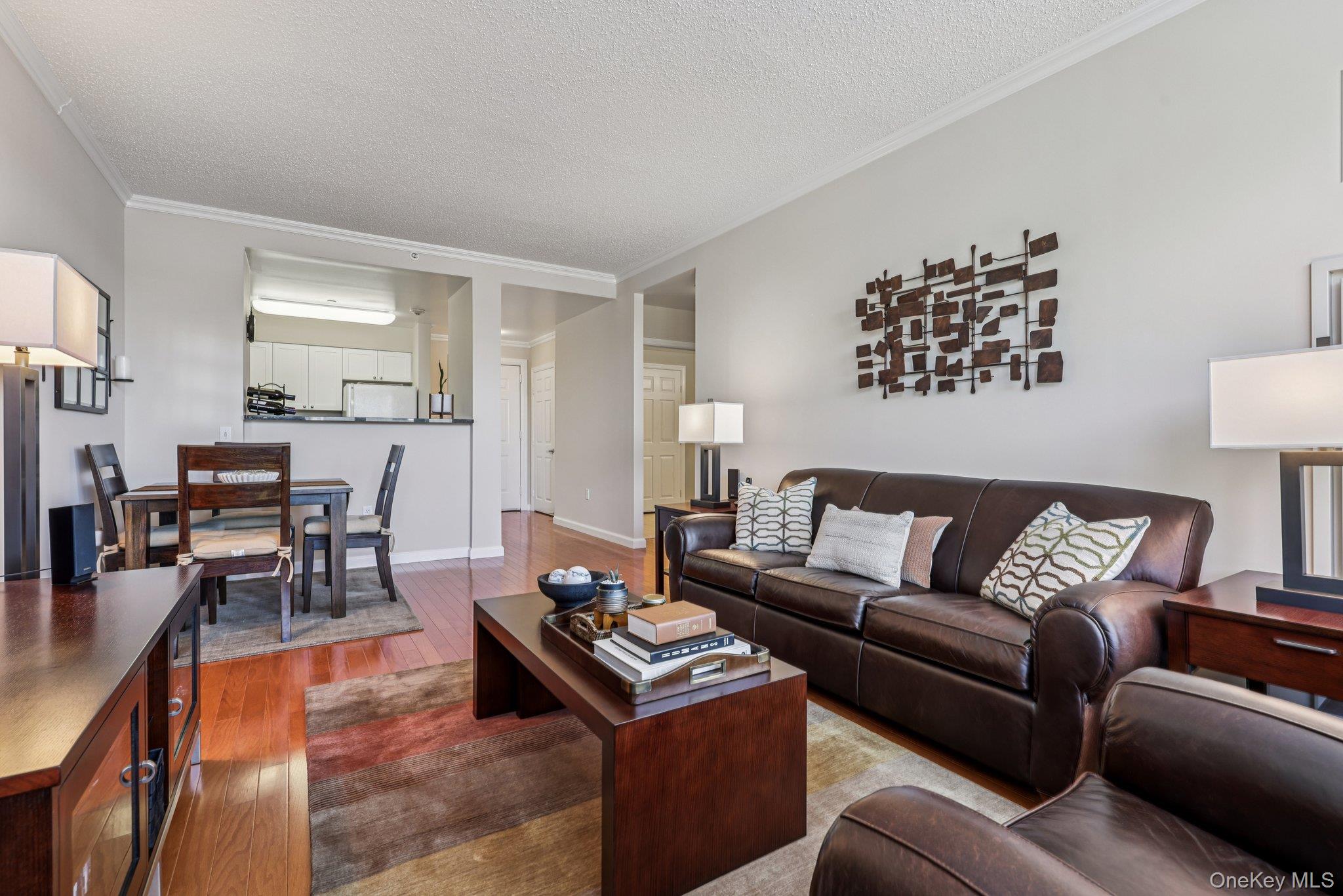 300 Mamaroneck Unit: 715