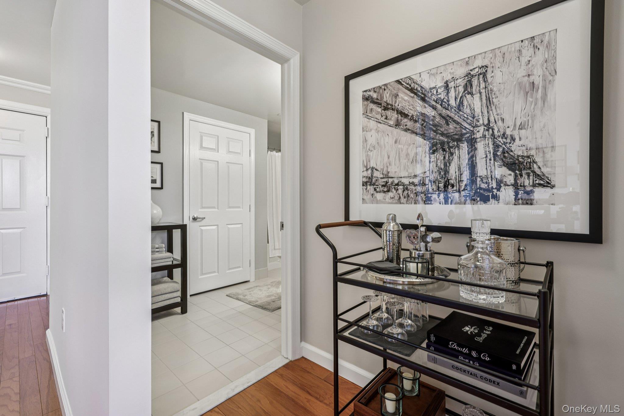 300 Mamaroneck Unit: 715