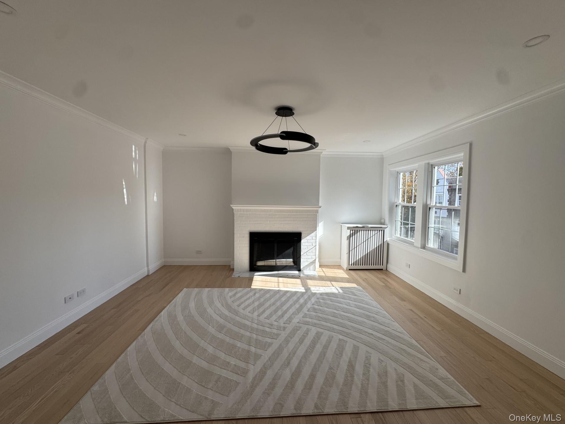 85 N Broadway Unit: 3I