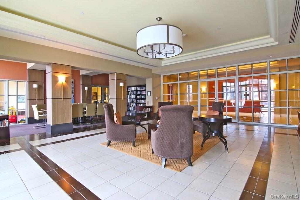 300 Mamaroneck Avenue Unit: 514