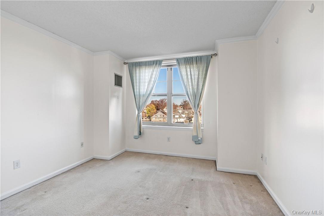 300 Mamaroneck Avenue Unit: 514