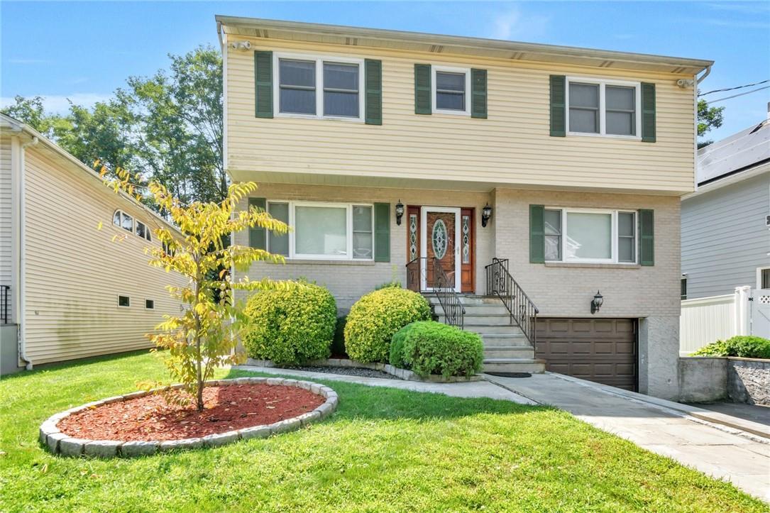 25 Woodside Avenue