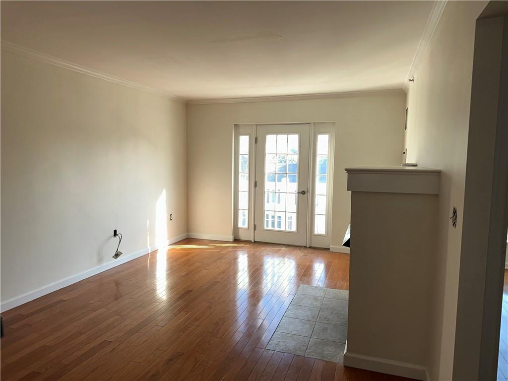 31 Greenridge Avenue Unit: 3P