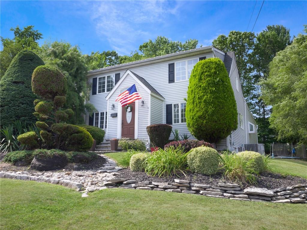 321 Manor Boulevard