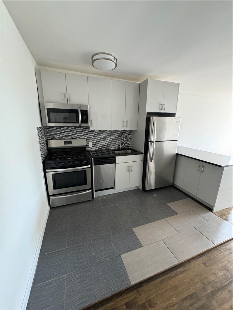 59 Old Mamaroneck Road Unit: 6D