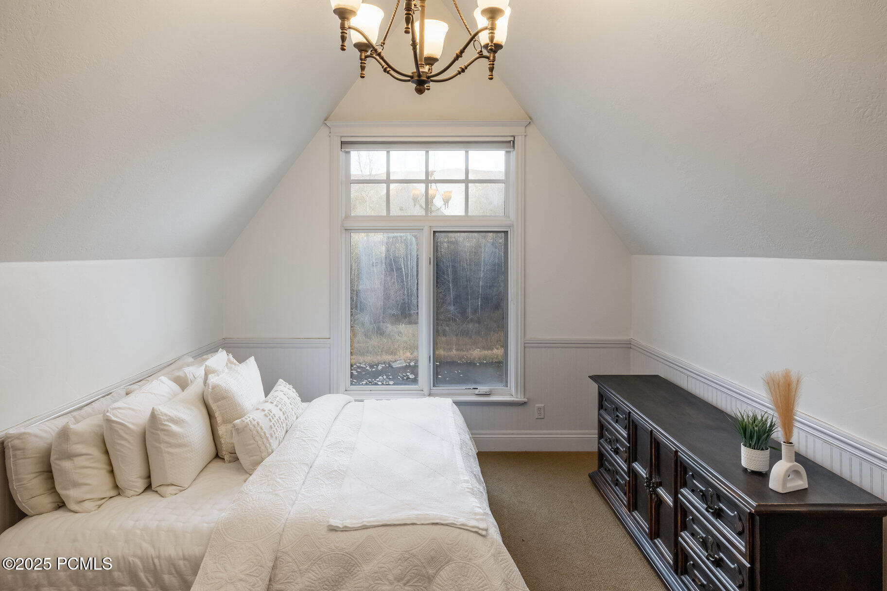 7050 N River Valley Road