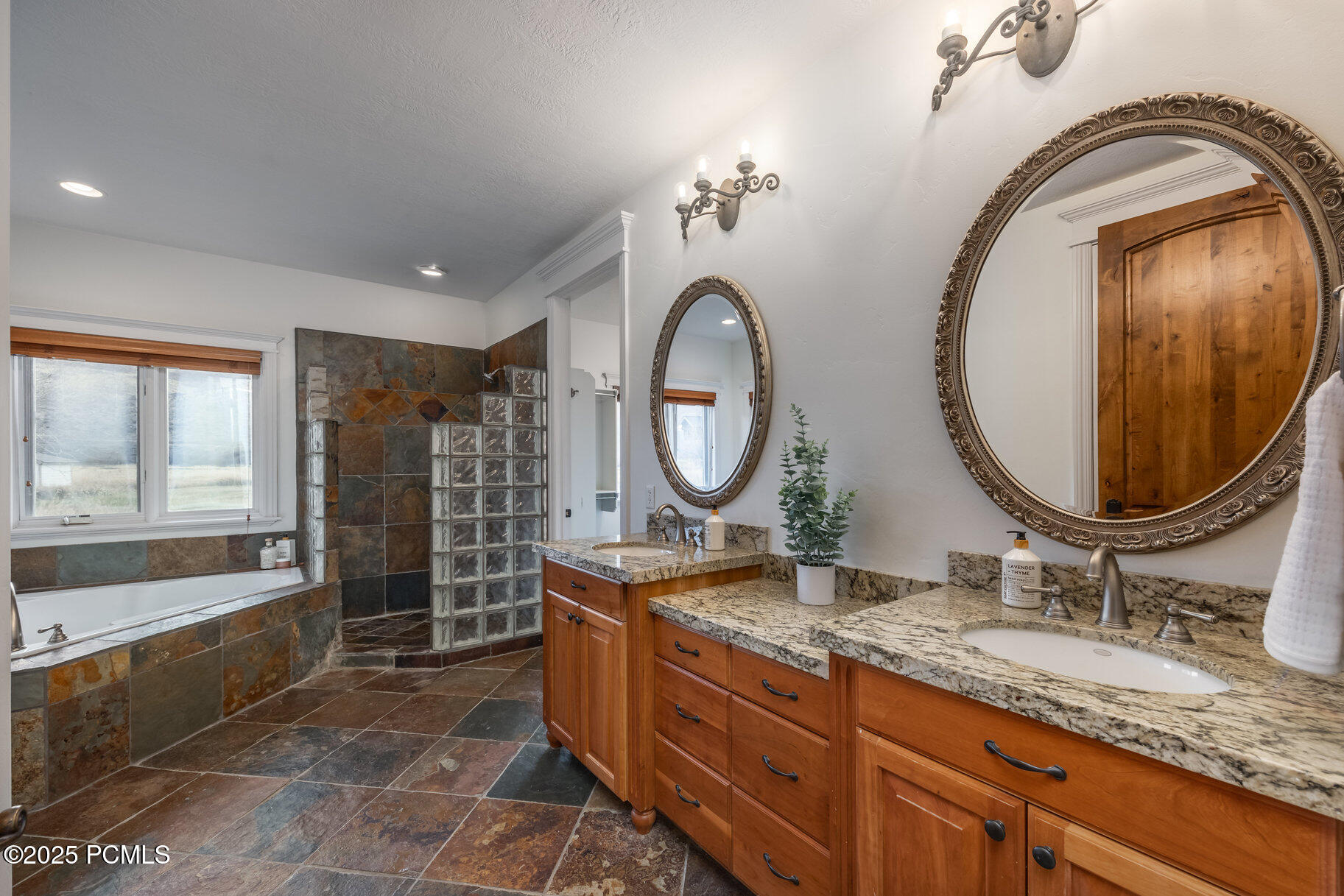 7050 N River Valley Road