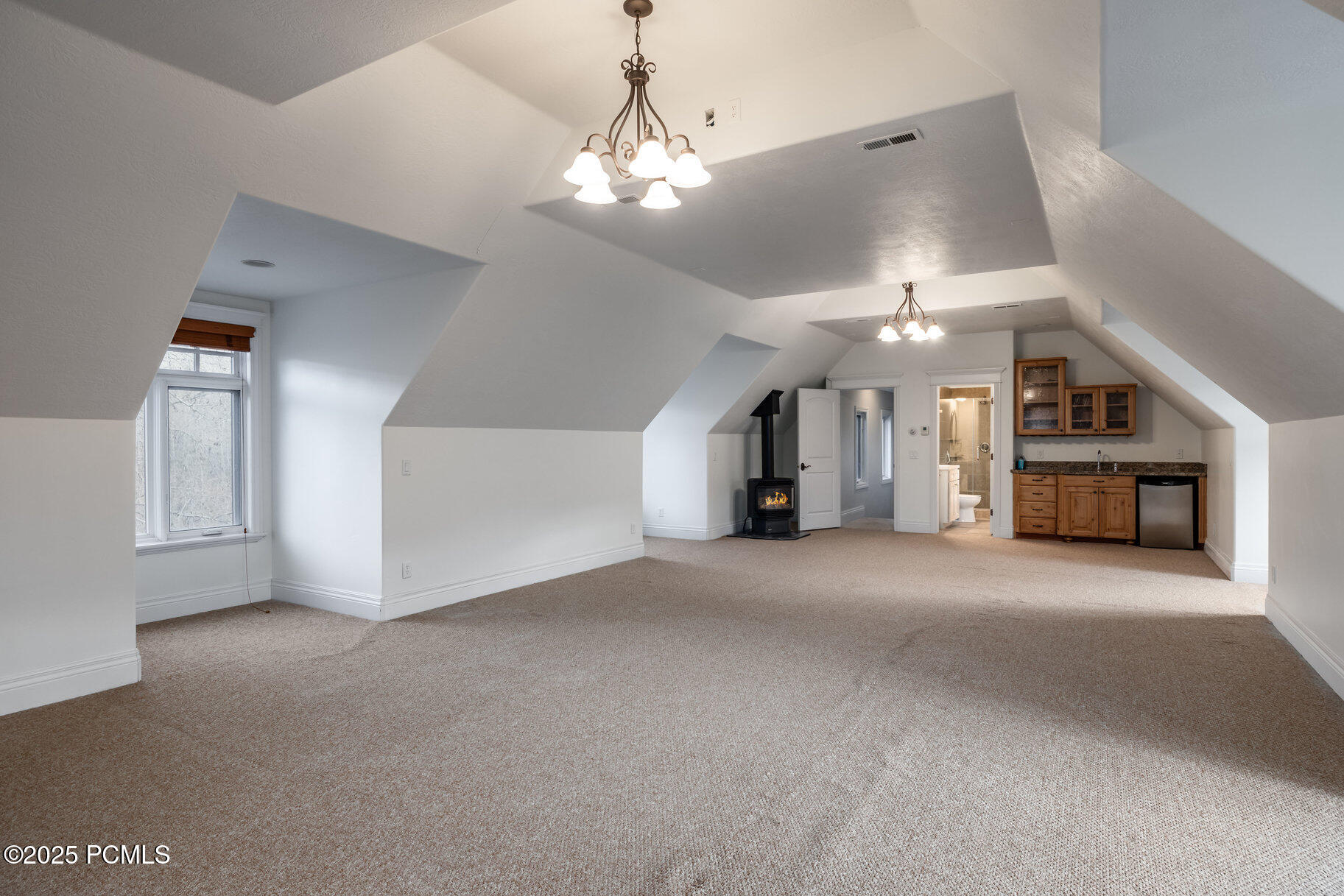 7050 N River Valley Road